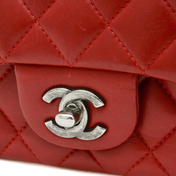 CHANEL Matelasse Chain Shoulder Bag Lambskin Red A35200 - Picture 4 of 9